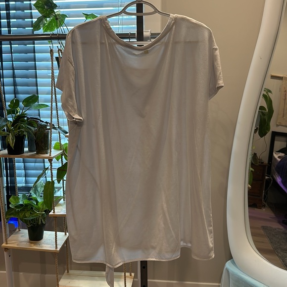 Tied Corner WorkOut TShirt - Picture 4 of 4